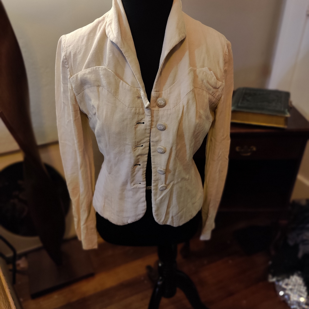 Elegant Cream Women's Suit Jacket